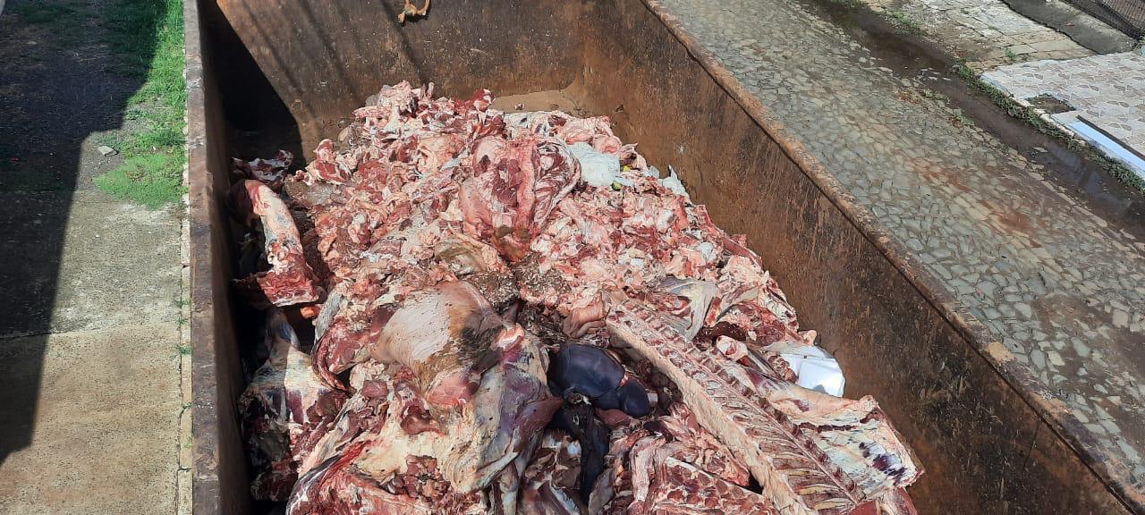 Operação apreende mais de 5 toneladas de alimentos impróprios para consumo em São Borja 1 Studio Notícias | Studio TV Operação apreende mais de 5 toneladas de alimentos impróprios para consumo em São Borja