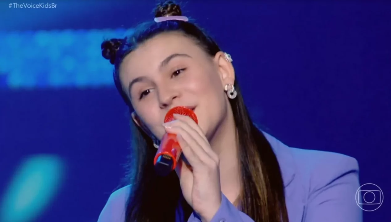 Cantora gaúcha finalista do The Voice Kids está internada na UTI 1 Studio Notícias | Studio TV Cantora gaúcha finalista do The Voice Kids está internada na UTI