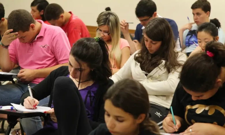 Studio Notícias | Studio TV Governo lança Fies Social para estudantes de baixa renda
