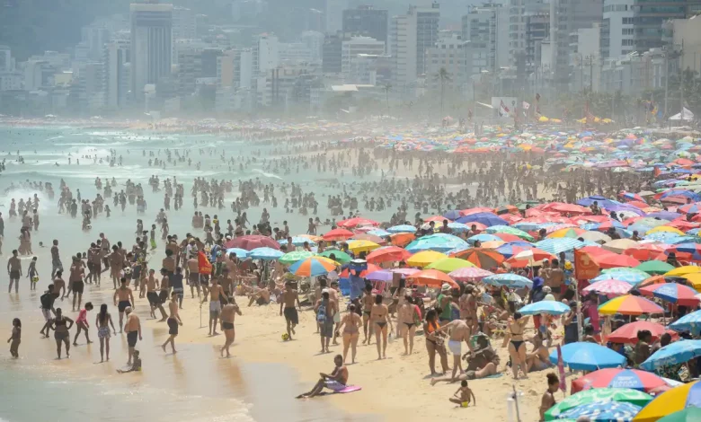 Studio Notícias | Studio TV Mais da metade da população brasileira vive no litoral