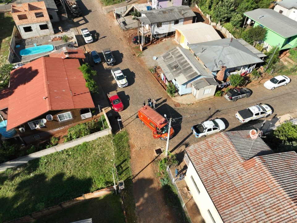 Brigada Militar participa de operação integrada em Lagoa Vermelha e três estabelecimentos comerciais apresentam irregularidades 1 Studio Notícias | Studio TV Brigada Militar participa de operação integrada em Lagoa Vermelha e três estabelecimentos comerciais apresentam irregularidades