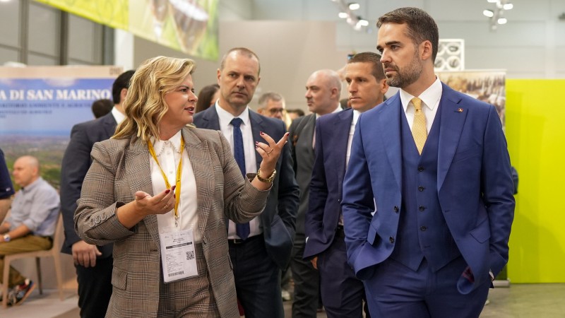 Governo inicia missão oficial na Europa com inauguração do estande do RS na Vinitaly 1 Studio Notícias | Studio TV Governo inicia missão oficial na Europa com inauguração do estande do RS na Vinitaly