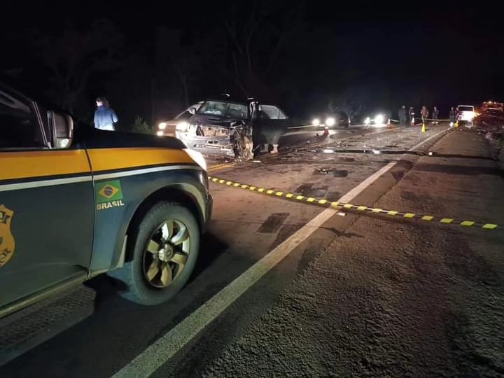 Acidente na BR-472 em Santa Rosa deixa um morto e cinco feridos 1 Studio Notícias | Studio TV Acidente na BR-472 em Santa Rosa deixa um morto e cinco feridos