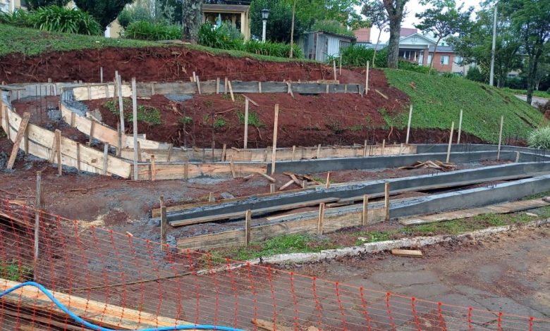 Studio Notícias | Studio TV Segue obras de Revitalização da Praça Frei Adelar Primo Rigo em Vila Flores