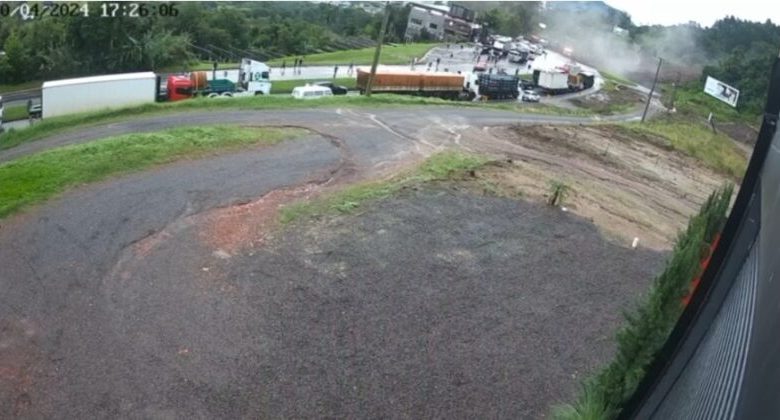 Studio Notícias | Studio TV Equipes devem retomar buscas por pai e filho desaparecidos em São Vendelino