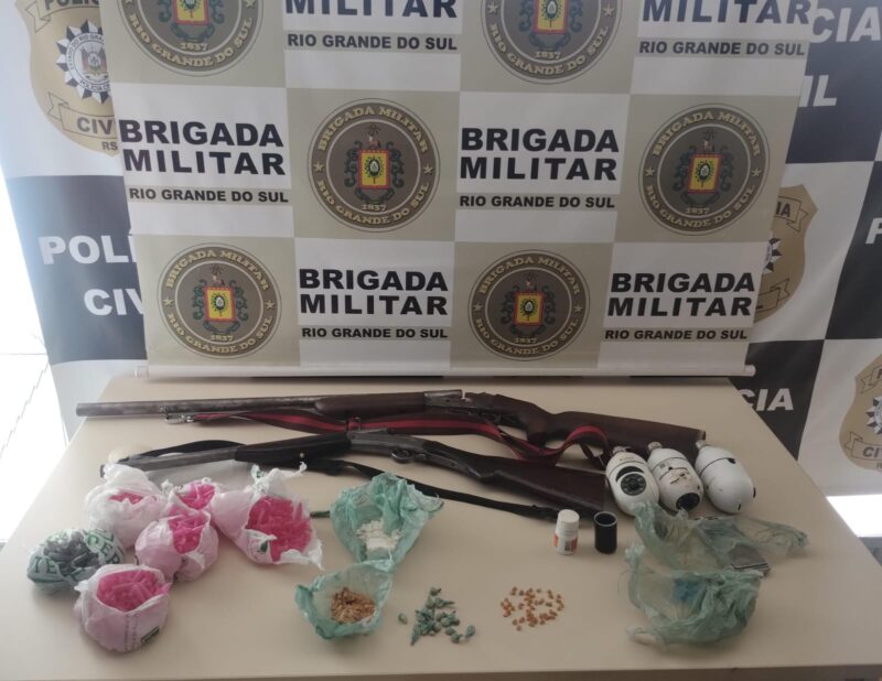 Homem é preso por tráfico de drogas e posse ilegal de espingardas em Bom Jesus 1 Studio Notícias | Studio TV Homem é preso por tráfico de drogas e posse ilegal de espingardas em Bom Jesus