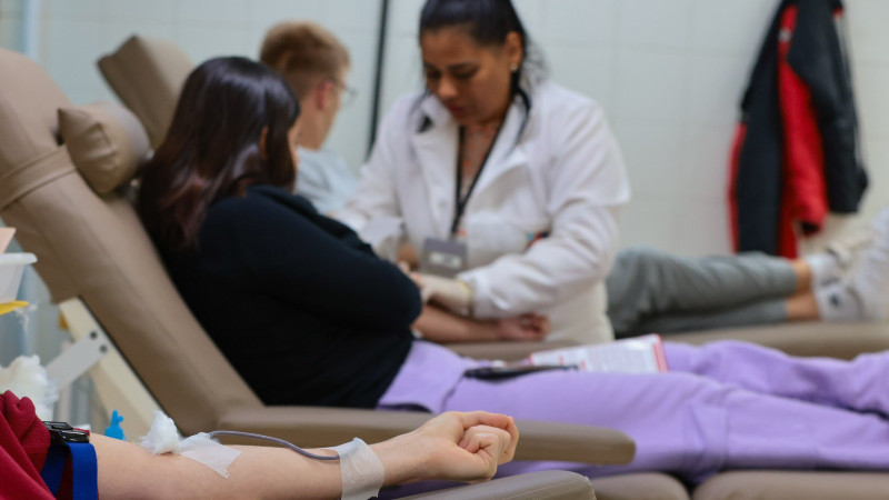 Doação de sangue aumenta 29% em Porto Alegre ao longo de maio 1 Studio Notícias | Studio TV Doação de sangue aumenta 29% em Porto Alegre ao longo de maio