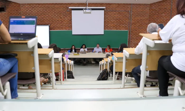 Studio Notícias | Studio TV Professores de universidades e instituições federais encerram greve