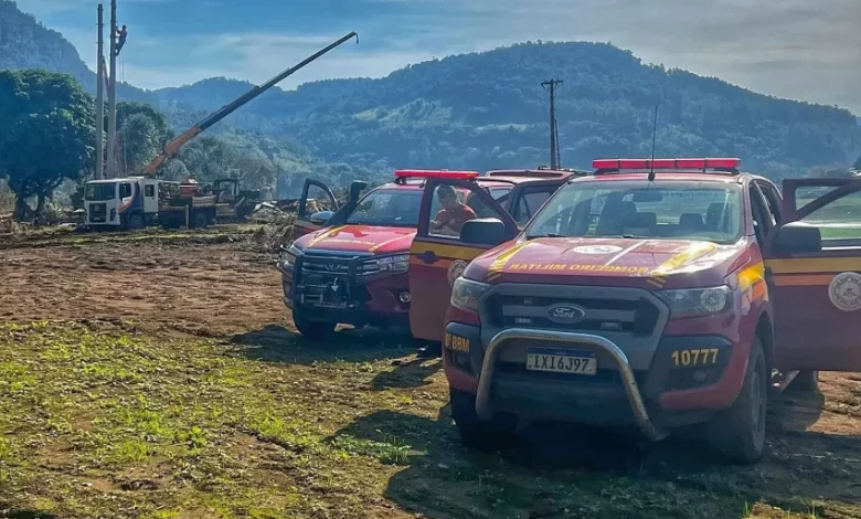 Studio Notícias | Studio TV Mais uma vítima é encontrada em Roca Sales após deslizamento de terra