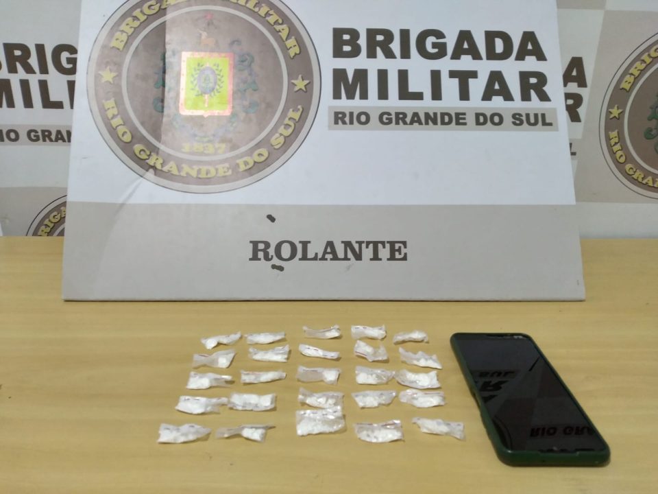Brigada Militar de Rolante apreende menor de idade pela terceira vez em 15 dias por tráfico de drogas 1 Studio Notícias | Studio TV Brigada Militar de Rolante apreende menor de idade pela terceira vez em 15 dias por tráfico de drogas