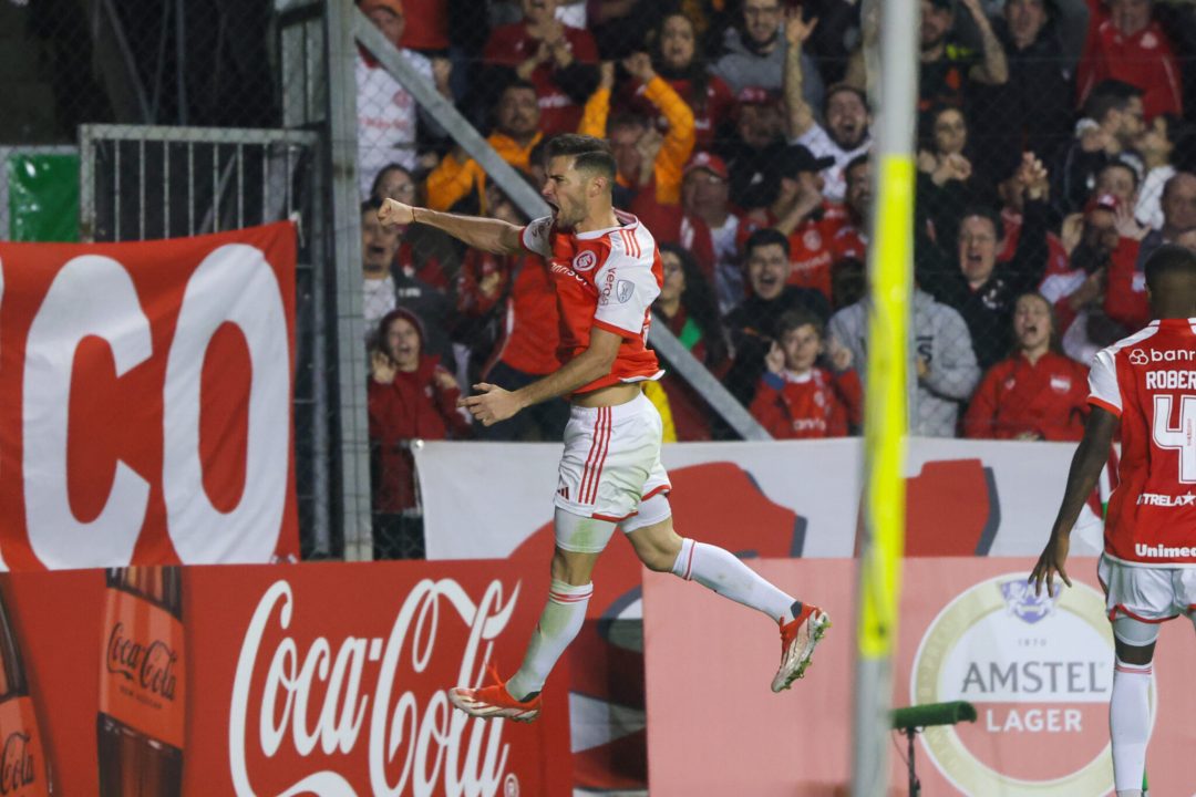 Internacional vence no Jaconi lotado e avança na CONMEBOL Sul-Americana! 1 Studio Notícias | Studio TV Internacional vence no Jaconi lotado e avança na CONMEBOL Sul-Americana!