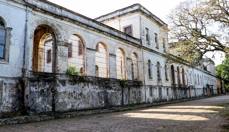 Studio Notícias | Studio TV Hospital Psiquiátrico São Pedro completa 140 anos como referência em saúde mental no Estado
