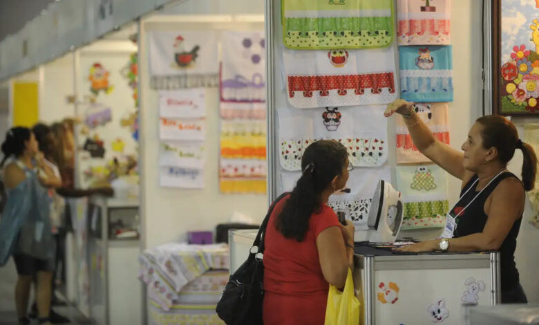 Studio Notícias | Studio TV Desenrola Pequenos Negócios renegocia 60,8 mil contratos