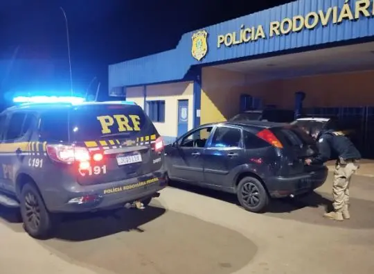 PRF recupera Focus furtado em Cachoeirinha e prende suspeito na BR-386 1 Studio Notícias | Studio TV PRF recupera Focus furtado em Cachoeirinha e prende suspeito na BR-386