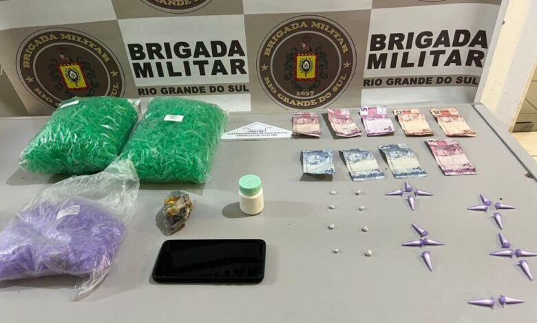Studio Notícias | Studio TV Brigada Militar de Taquara apreende drogas e prende três suspeitos de tráfico