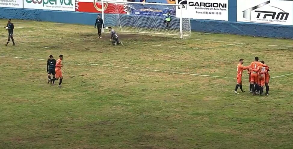 VEC vence o Glória fora de casa e enfrenta o Inter de Santa Maria na próxima fase da Série A2 do Gauchão 1 Studio Notícias | Studio TV VEC vence o Glória fora de casa e enfrenta o Inter de Santa Maria na próxima fase da Série A2 do Gauchão
