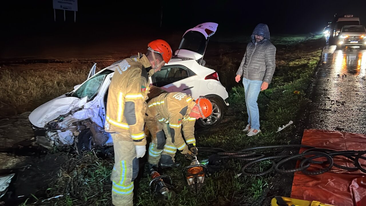 Morre no hospital a segunda vítima do grave acidente de trânsito ocorrido no último domingo, na ERS-135, em Estação 1 Studio Notícias | Studio TV Morre no hospital a segunda vítima do grave acidente de trânsito ocorrido no último domingo, na ERS-135, em Estação