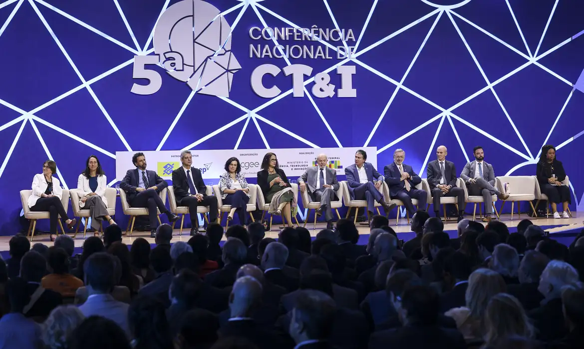 Brasil quer ter supercomputador e desenvolver modelos nacionais de IA 1 Studio Notícias | Studio TV Brasil quer ter supercomputador e desenvolver modelos nacionais de IA
