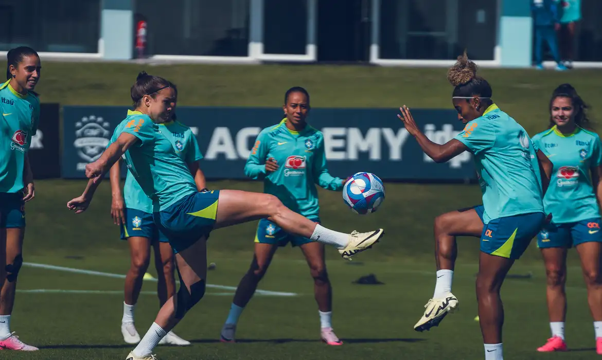 Futebol: seleção feminina entra em reta final de preparação para Paris 1 Studio Notícias | Studio TV Futebol: seleção feminina entra em reta final de preparação para Paris