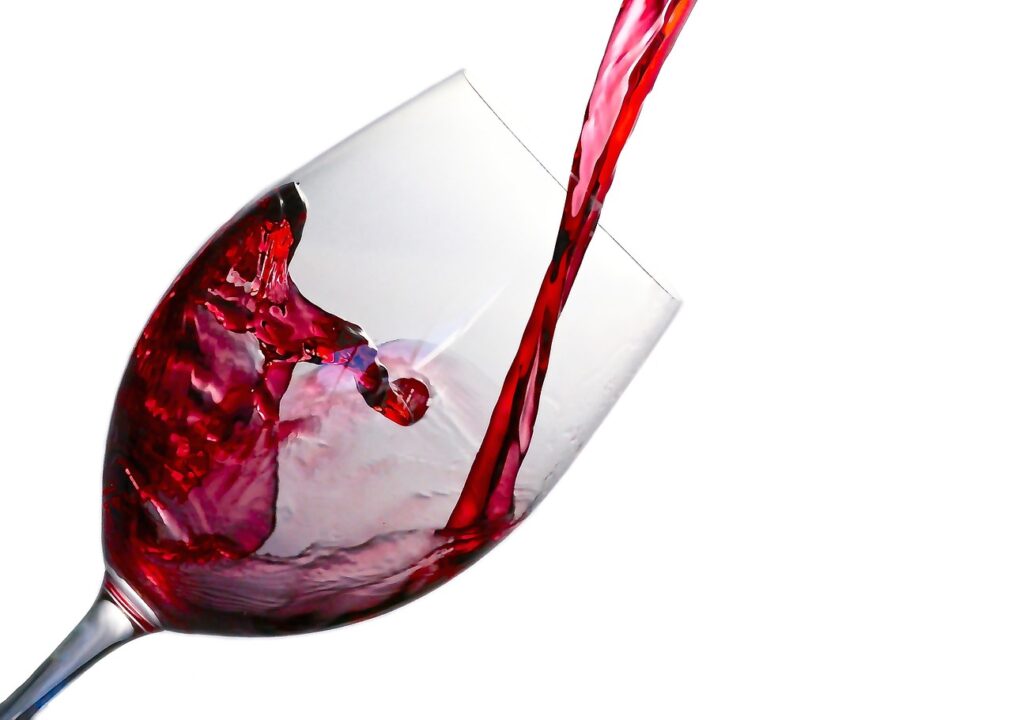 Evento 'Vinhos nas Alturas' acontece no dia 09 de agosto em Veranópolis 1 Studio Notícias | Studio TV Evento 'Vinhos nas Alturas' acontece no dia 09 de agosto em Veranópolis