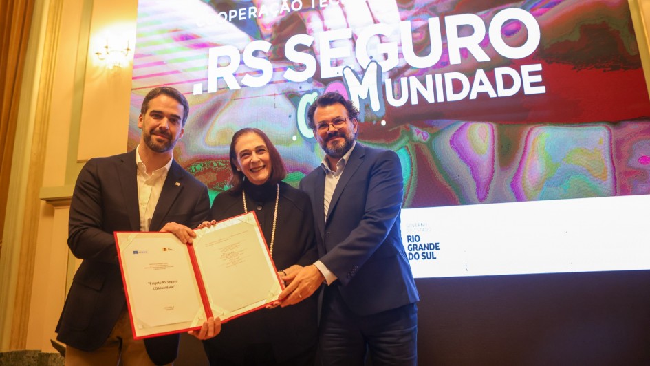 Governo assina cooperação com Unesco para investimento de R$ 8 milhões no RS Seguro COMunidade 1 Studio Notícias | Studio TV Governo assina cooperação com Unesco para investimento de R$ 8 milhões no RS Seguro COMunidade