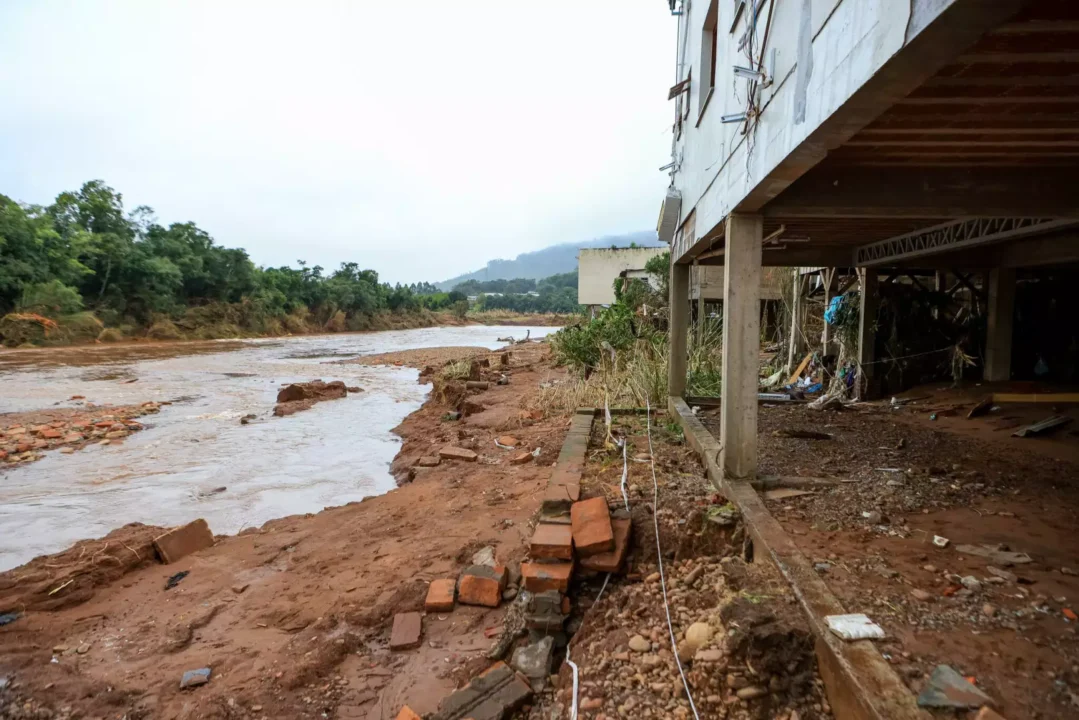 Aumenta para 183 o número de mortos pelas enchentes de maio no Rio Grande do Sul 1 Studio Notícias | Studio TV Aumenta para 183 o número de mortos pelas enchentes de maio no Rio Grande do Sul