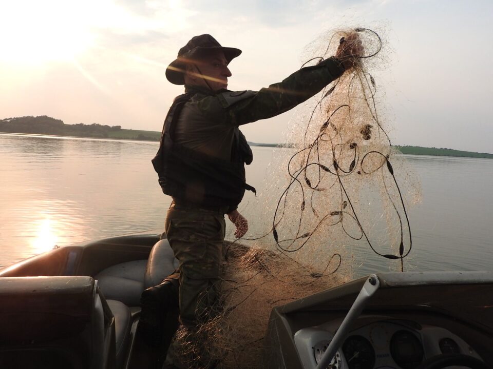 Brigada Militar realiza operação contra pesca ilegal no Norte do Estado 1 Studio Notícias | Studio TV Brigada Militar realiza operação contra pesca ilegal no Norte do Estado