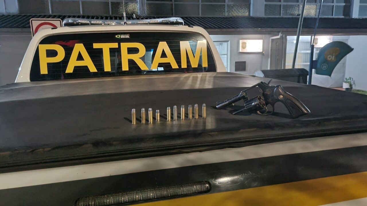 Brigada Militar prende homem por porte ilegal de arma de fogo em Cruz Alta 1 Studio Notícias | Studio TV Brigada Militar prende homem por porte ilegal de arma de fogo em Cruz Alta