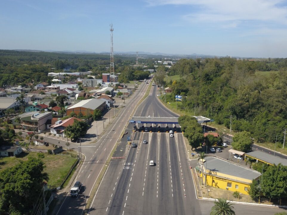 CSG inicia remoção de praças de pedágio desativadas em Portão e Flores da Cunha 1 Studio Notícias | Studio TV CSG inicia remoção de praças de pedágio desativadas em Portão e Flores da Cunha