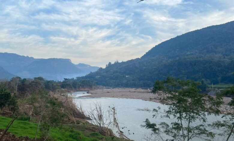 Studio Notícias | Studio TV Nova Petrópolis e Caxias do Sul avançam na construção de ponte provisória sobre o Rio Caí