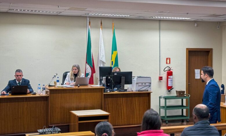 Studio Notícias | Studio TV Mulher é condenada em Santa Cruz do Sul por morte após aplicação de silicone industrial