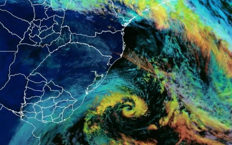 Studio Notícias | Studio TV Alta pressão garante começo de semana com frio, geada e sol no Sul do Brasil