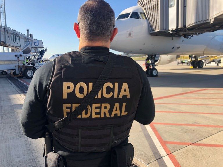 Polícia Federal prende suspeito de participação em assalto ao Aeroporto de Caxias do Sul 1 Studio Notícias | Studio TV Polícia Federal prende suspeito de participação em assalto ao Aeroporto de Caxias do Sul
