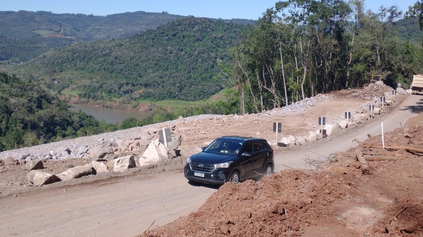 EGR prepara construção do muro de gabião na ERS-129 em Muçum 1 Studio Notícias | Studio TV EGR prepara construção do muro de gabião na ERS-129 em Muçum