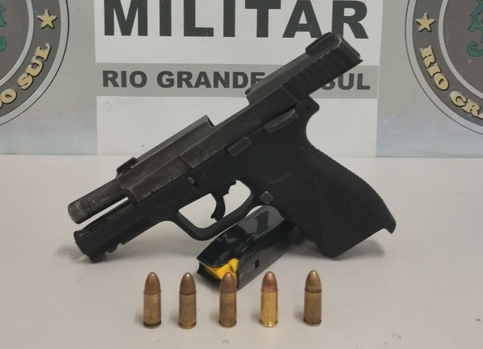 Studio Notícias | Studio TV Brigada Militar apreende menor de idade por porte ilegal de arma de fogo em Caxias do Sul