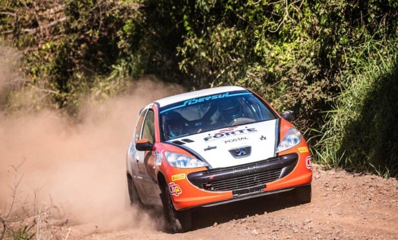 Studio Notícias | Studio TV Equipe de Nova Prata vai ao pódio na quarta etapa e lidera o Gaúcho de Rally