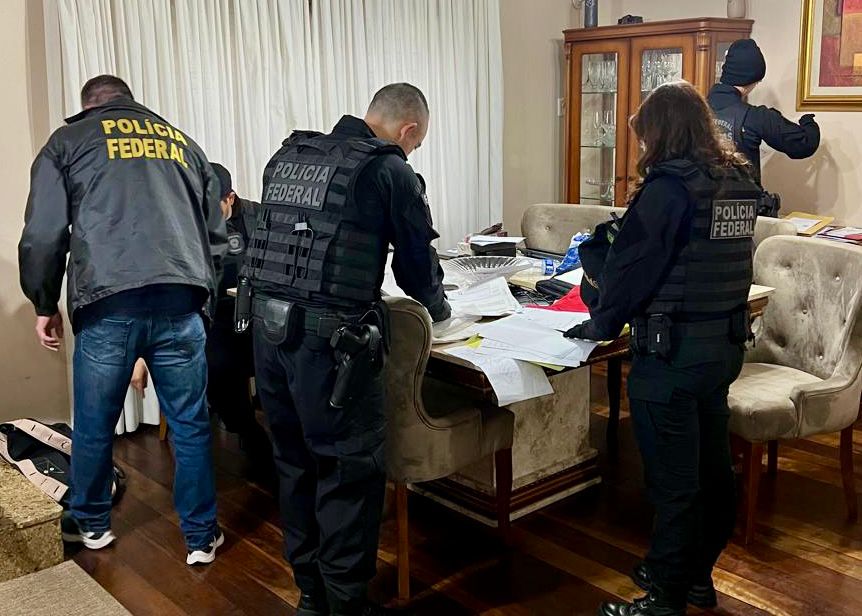 PF deflagra operação contra crimes financeiros na fronteira com o Uruguai 1 Studio Notícias | Studio TV PF deflagra operação contra crimes financeiros na fronteira com o Uruguai
