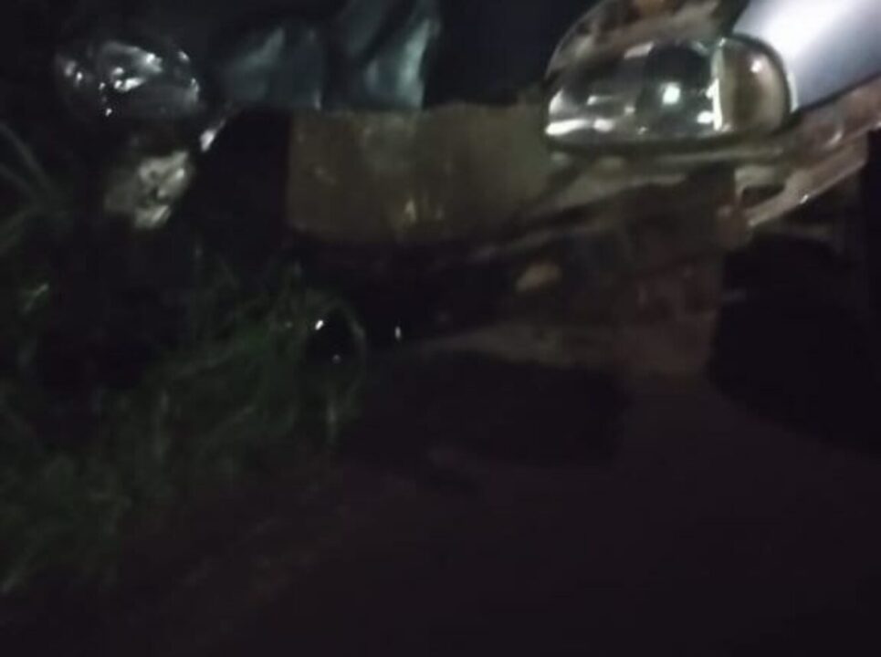 Veículo sai da pista em acidente entre Veranópolis e Cotiporã 1 Studio Notícias | Studio TV Veículo sai da pista em acidente entre Veranópolis e Cotiporã