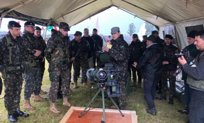 Studio Notícias | Studio TV Exército Brasileiro testa novo sistema de míssil anticarro no Rio Grande do Sul