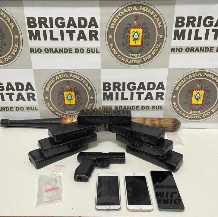 Brigada Militar de Farroupilha prende homem com 7 quilos de entorpecentes 1 Studio Notícias | Studio TV Brigada Militar de Farroupilha prende homem com 7 quilos de entorpecentes