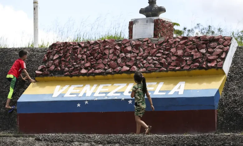 Studio Notícias | Studio TV Crise energética faz Venezuela reduzir jornada de trabalho para 13,5 horas semanais