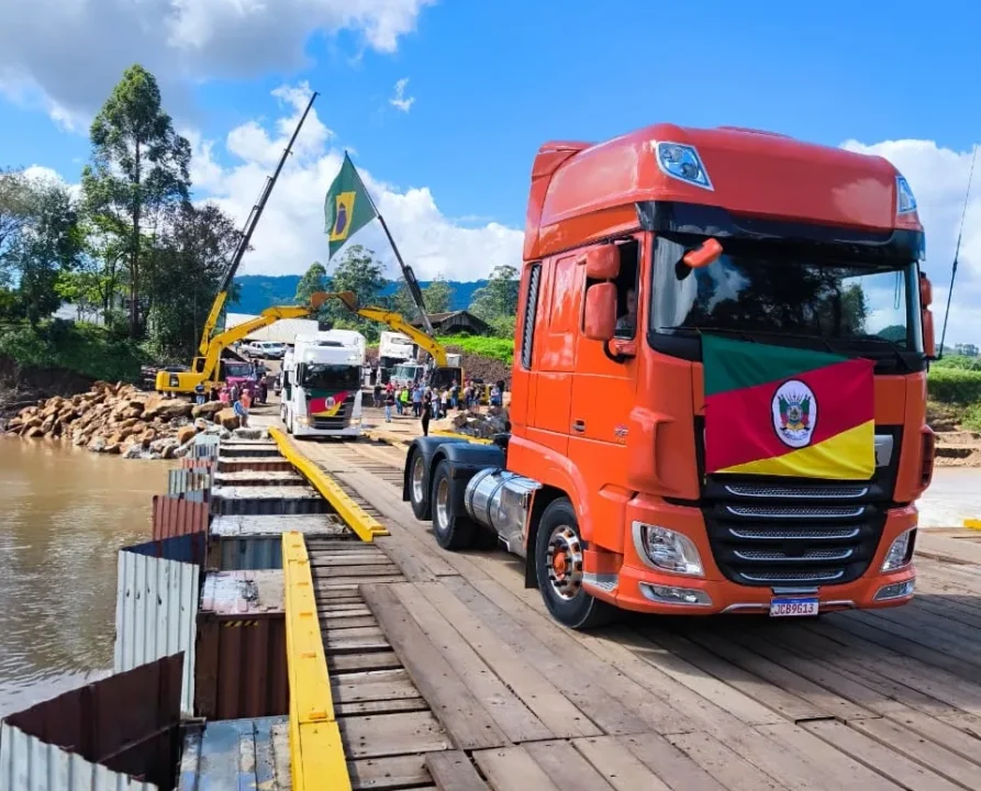 Comunidade comemora inauguração da nova Ponte da FelizCidade em Feliz 1 Studio Notícias | Studio TV Comunidade comemora inauguração da nova Ponte da FelizCidade em Feliz