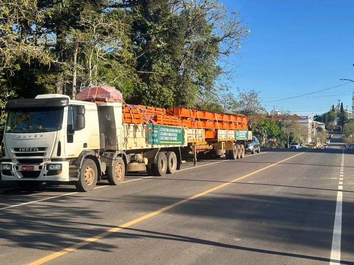 Cotiporã recebe primeiras estruturas das novas pontes sobre rios Carreiro e das Antas 1 Studio Notícias | Studio TV Cotiporã recebe primeiras estruturas das novas pontes sobre rios Carreiro e das Antas