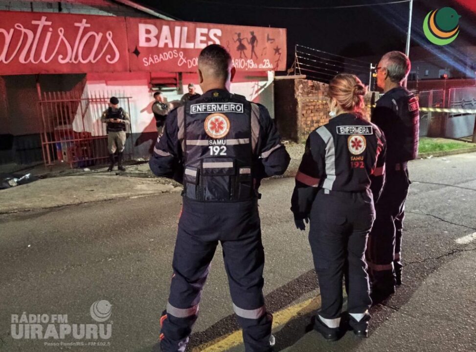 Homem de 44 anos é morto em frente a bailão em Passo Fundo 1 Studio Notícias | Studio TV Homem de 44 anos é morto em frente a bailão em Passo Fundo
