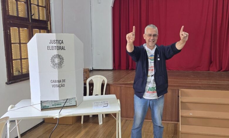 Studio Notícias | Studio TV Cristiano Dal Pai, candidato a prefeito de Veranópolis, vota nesta manhã