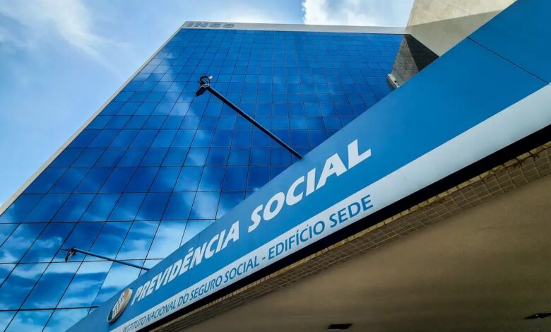 Studio Notícias | Studio TV Aposentados não terão pagamento bloqueado por falta de prova de vida