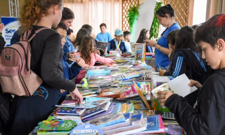 Studio Notícias | Studio TV Feira do Livro de Cotiporã 2024 encanta a comunidade com programação diversificada