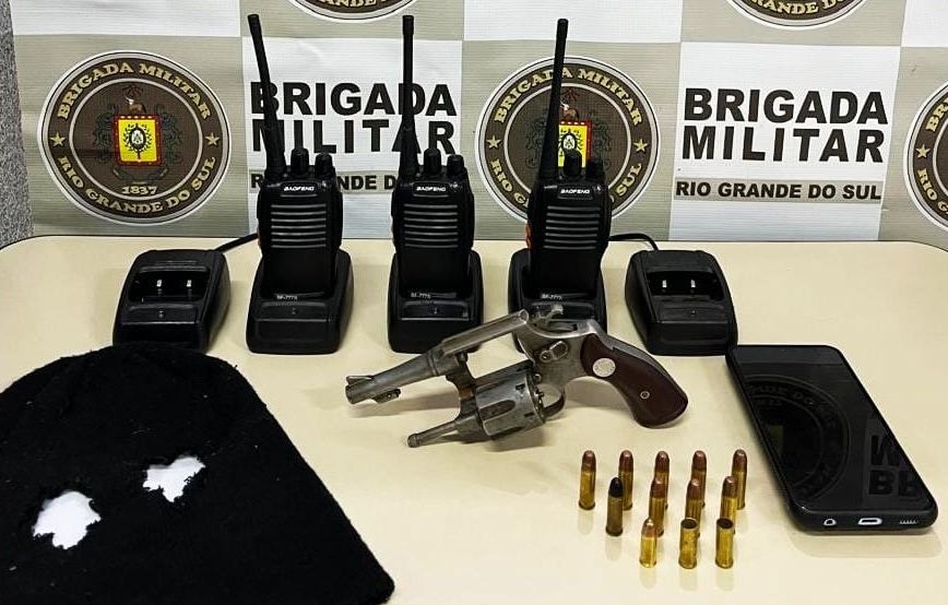 Studio Notícias | Studio TV Brigada Militar prende homem por porte ilegal de arma de fogo em Caseiros