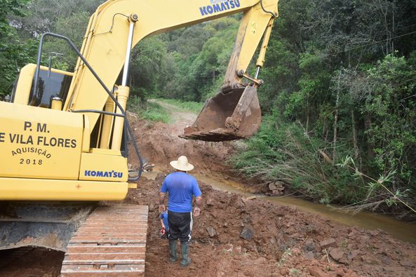 Studio Notícias | Studio TV Iniciada construção de nova ponte na comunidade Campinho, em Vila Flores