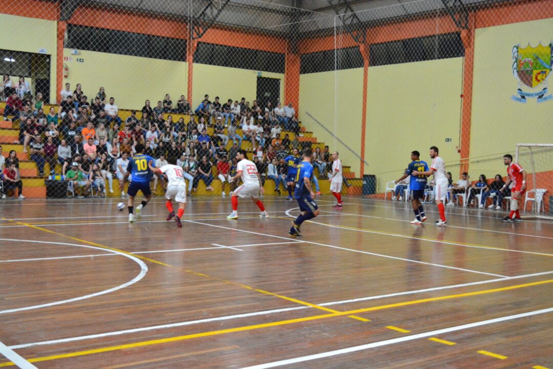 Confira os placares do Campeonato de Futsal de Fagundes Varela deste domingo 1 Studio Notícias | Studio TV Confira os placares do Campeonato de Futsal de Fagundes Varela deste domingo